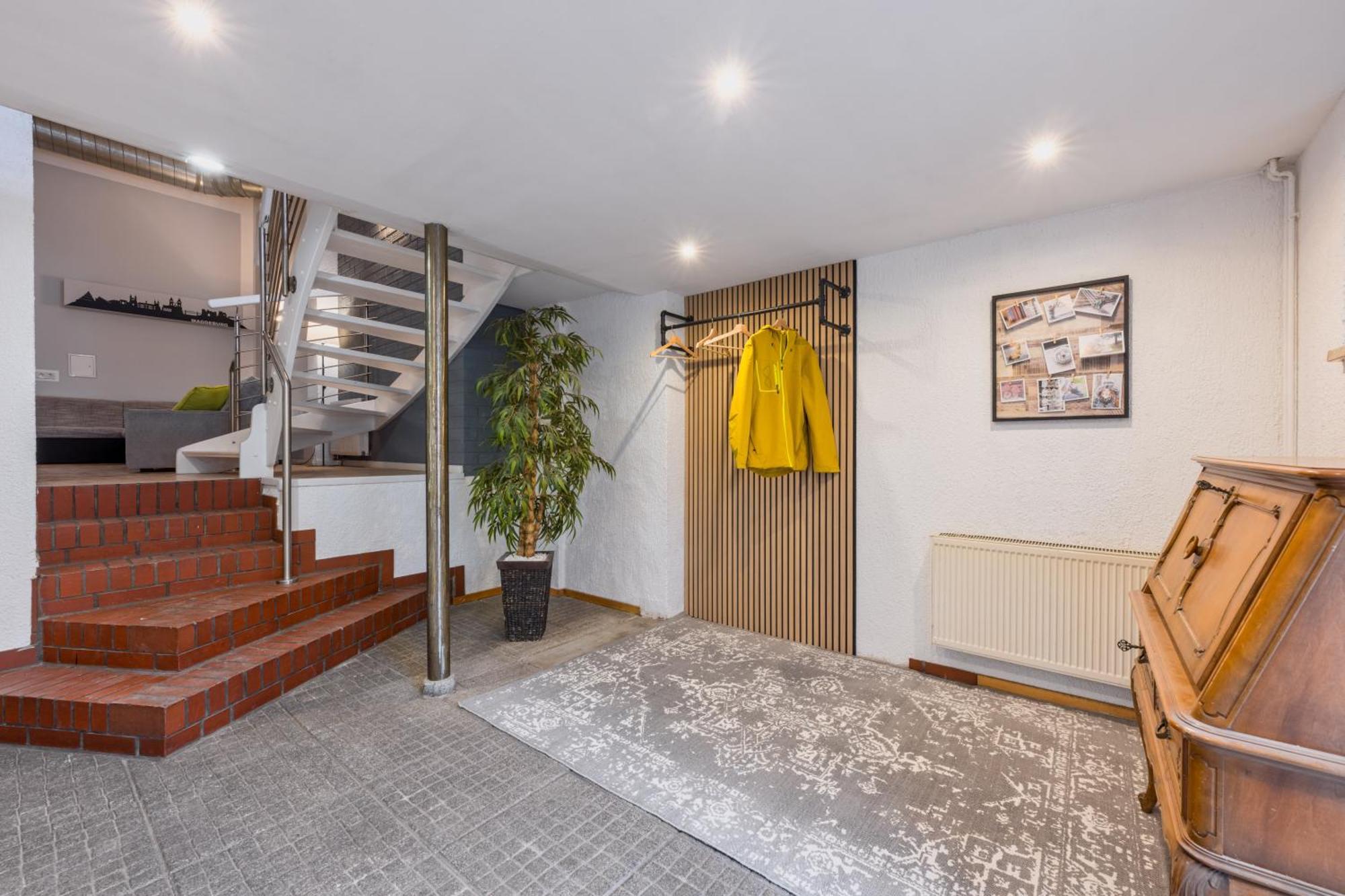 Exklusive Und Grosszuegige Wohnung 140 Qm In Magdeburg Top-Lage Mit Kicker Fuer Bis Zu 8 Personen Bagian luar foto