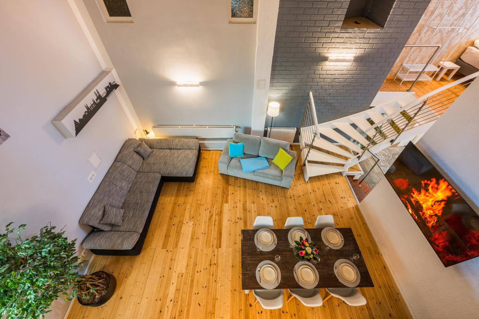 Exklusive Und Grosszuegige Wohnung 140 Qm In Magdeburg Top-Lage Mit Kicker Fuer Bis Zu 8 Personen Bagian luar foto