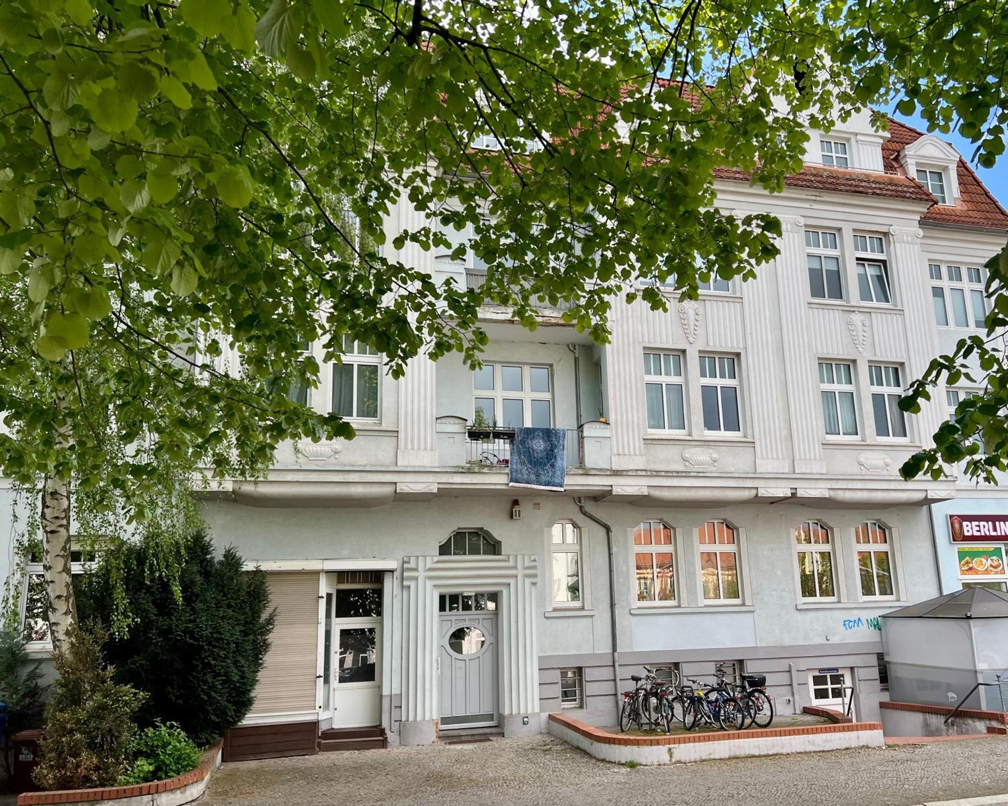 Exklusive Und Grosszuegige Wohnung 140 Qm In Magdeburg Top-Lage Mit Kicker Fuer Bis Zu 8 Personen Bagian luar foto